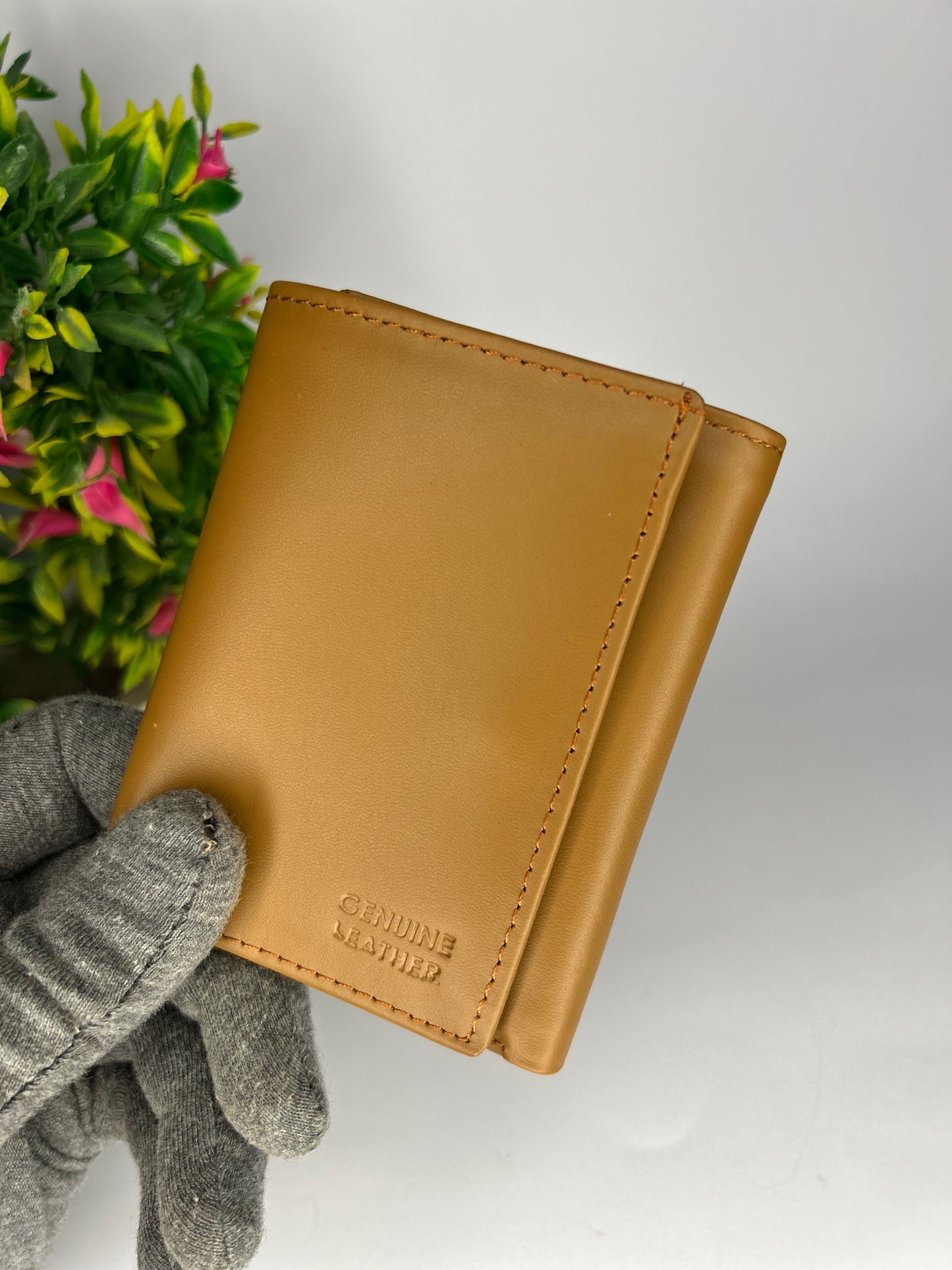 Genuine cow leather wallet model 3f4