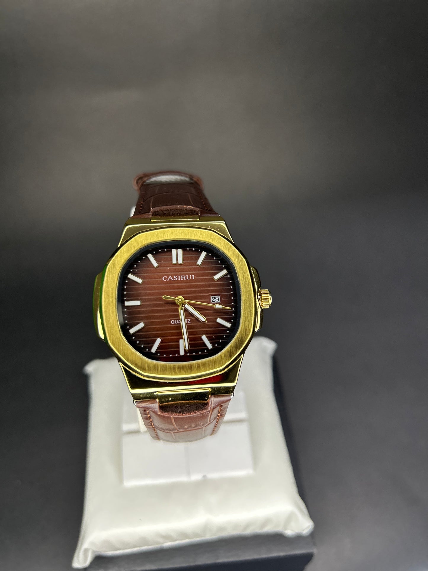 Quartz Casirui brown dial with brown straps and date