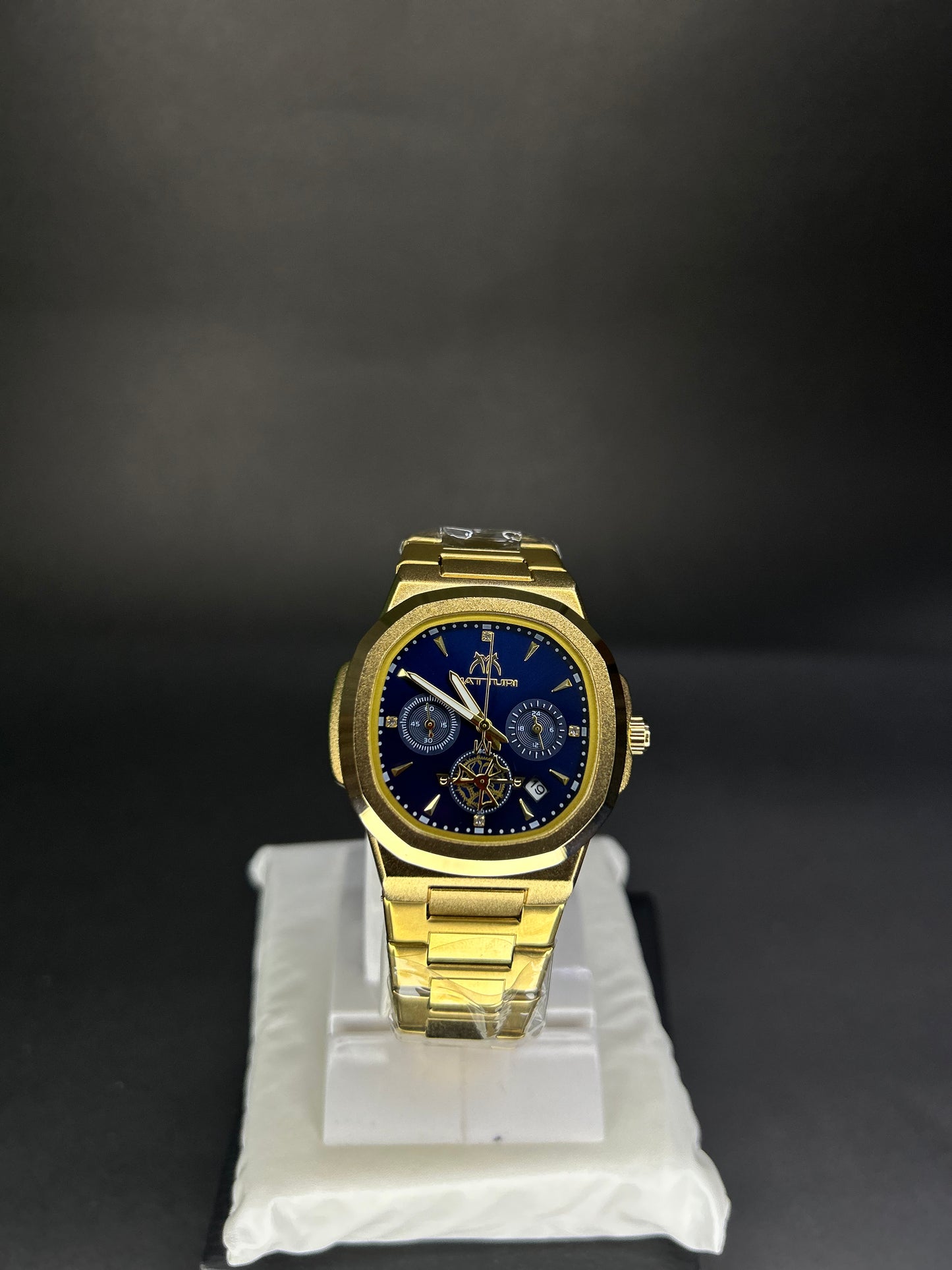Matturi stainless steel gold premium watch with blue dial
